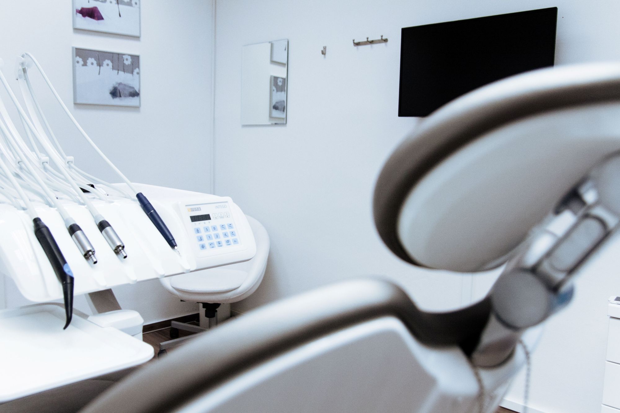 Dental surgery with patient chair and equipment